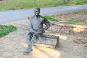 FDR statue at Dowdell's Knob. 